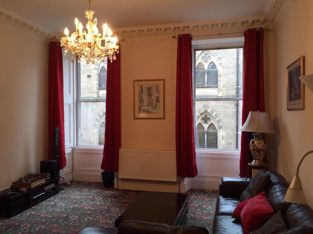 Large Grange Apartment EDI Cameră foto